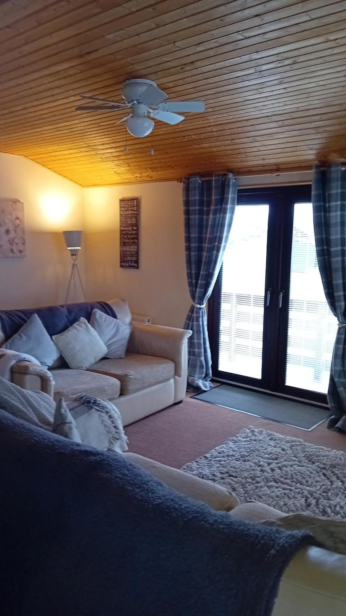 Baytree Lodge At Three Lochs Holiday Park, New Ask About Our Packages Birthday ,Anniversary,Family,Pamper Packages Available Balminnoch Room photo